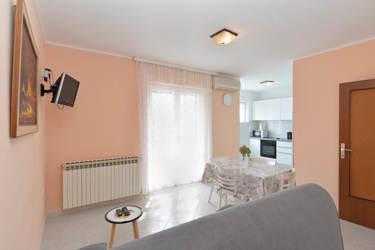 Apartments Medulinska Rabac 757 Εξωτερικό φωτογραφία